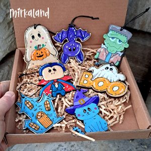 Rémkedves Halloween fa dísz szett – 7 db-os kézzel festett akasztható kollekció